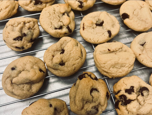 Fresh Baked Homestyle Chocolate Chip Cookies: Mini Dozen