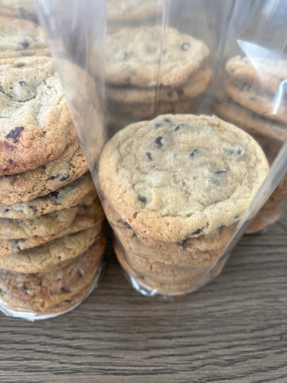 Fresh Baked Homestyle Chocolate Chip Cookies: Package of 5